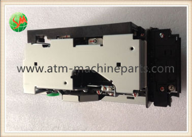 Wincor atm 기계는 ATM 카드 판독기 V2CU 1750173205를 분해합니다