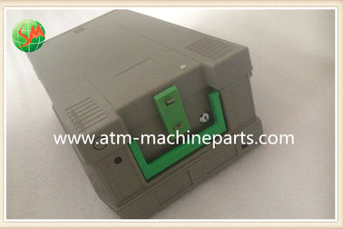 ATM는 NCR 통화 카세트 66xx 카세트를 자물쇠에 445-0728451 분해합니다